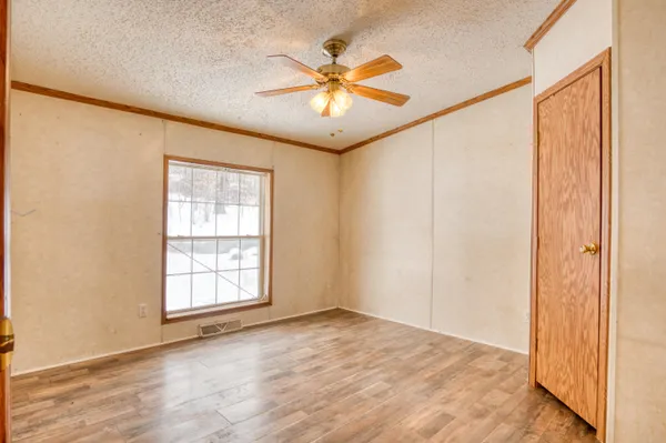 $165,000 | 1041 South Poplar Avenue, White Cloud, MI 49349