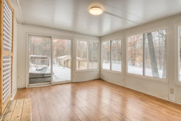 $165,000 | 1041 South Poplar Avenue, White Cloud, MI 49349