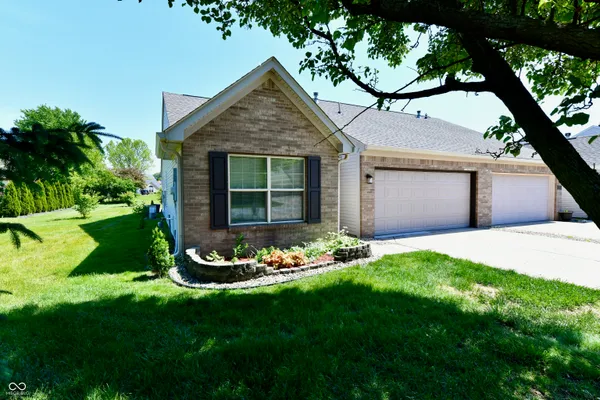 $227,000 | 10726 Oriole Court, Indianapolis, IN 46231