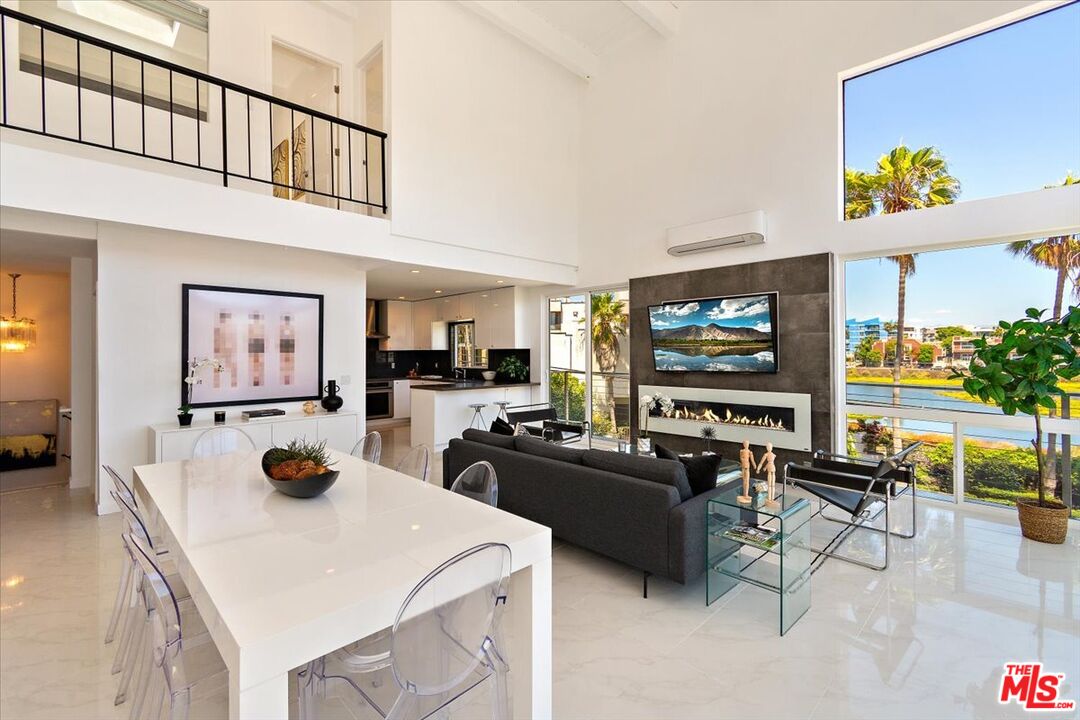 20 Ironsides Street, Unit 3 Marina del Rey, CA 90292 - Photo 10 of 32 a living room with furniture and a flat screen tv