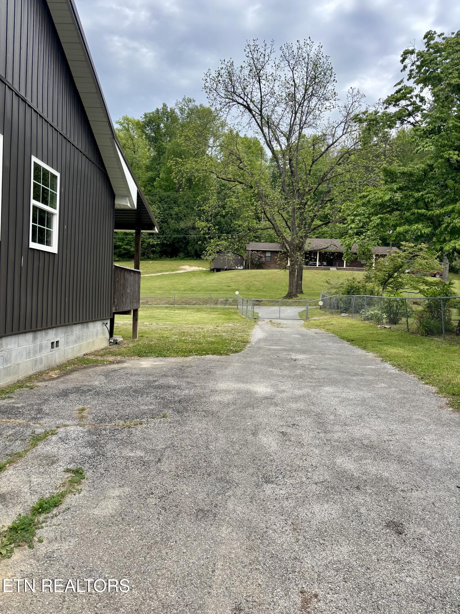 361 Cotula Road Duff, TN 37729 - Photo 26 of 28 IMG_0915