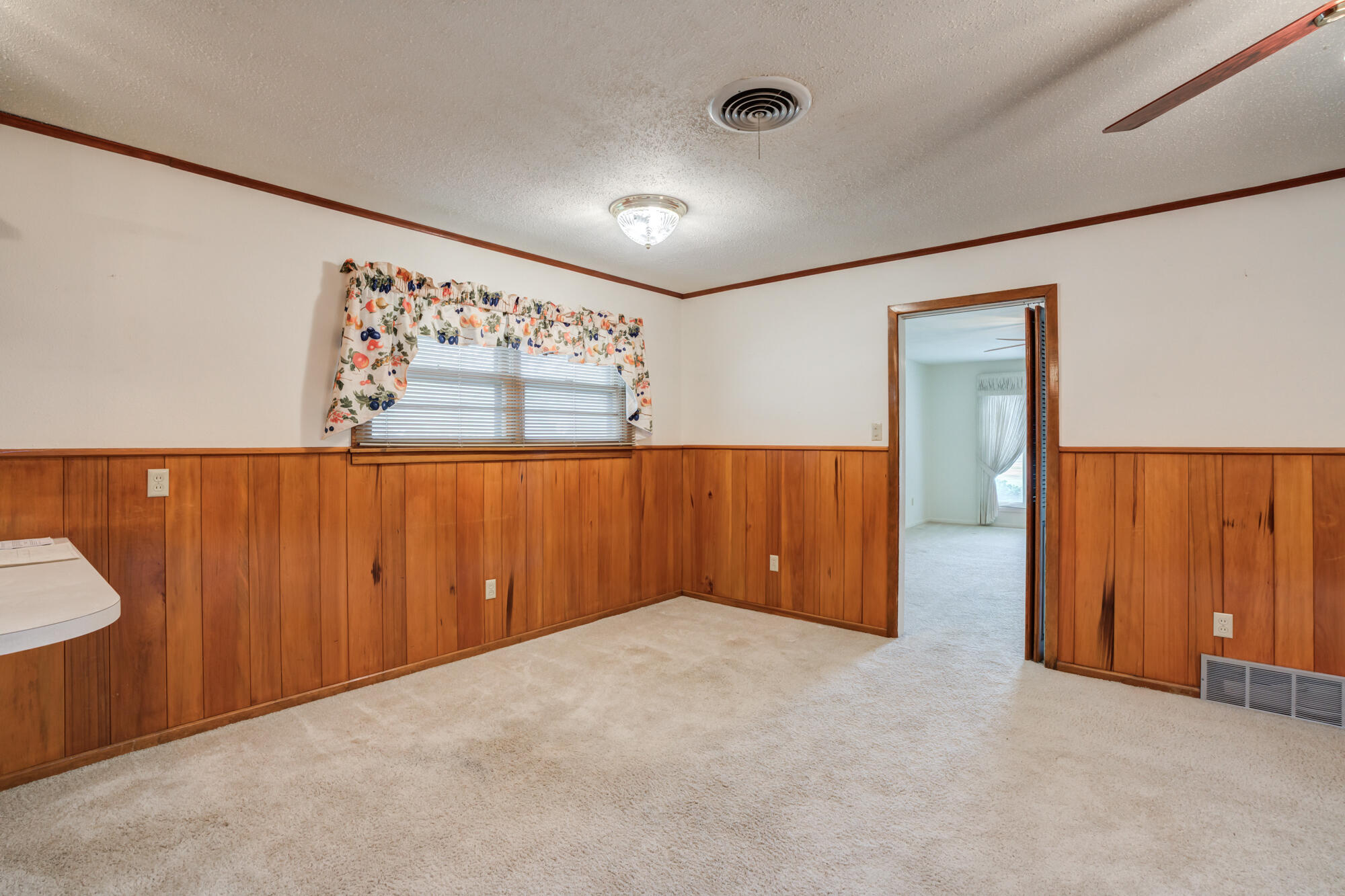 2302 55th Street Lubbock, TX 79412 - Photo 17 of 44 2302-55th-St_Lubbock-TX_31