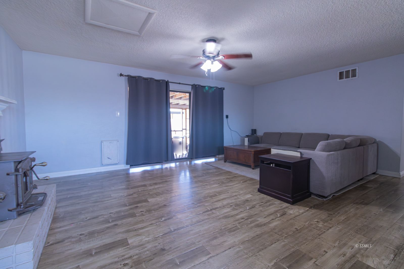 150 East Upjohn Avenue Ridgecrest, CA 93555 - Photo 7 of 34