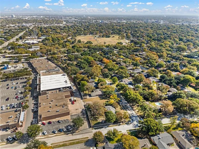 view of balcony with wooden floor