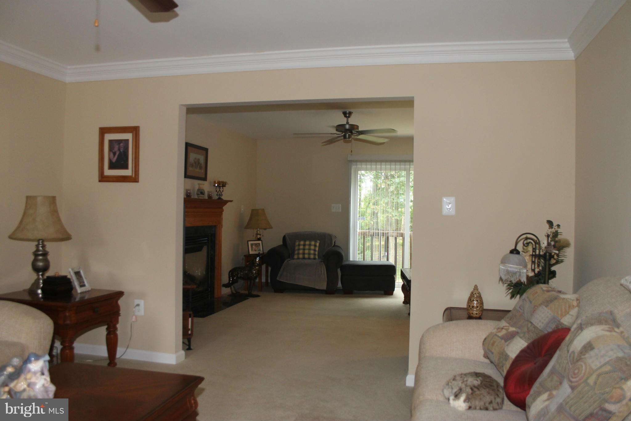 16370 Norman Road Culpeper, VA 22701 - Photo 5 of 30 Living Room