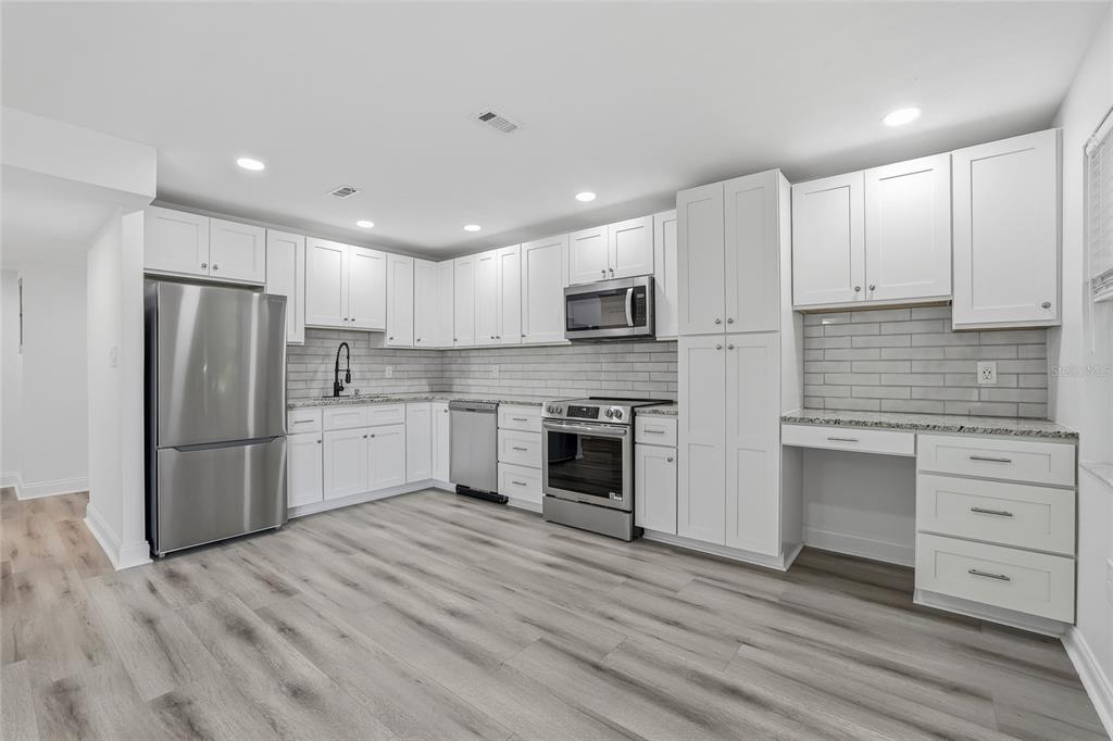 379 South McMullen Booth Road, Unit 75 Clearwater, FL 33759 - Photo 14 of 67