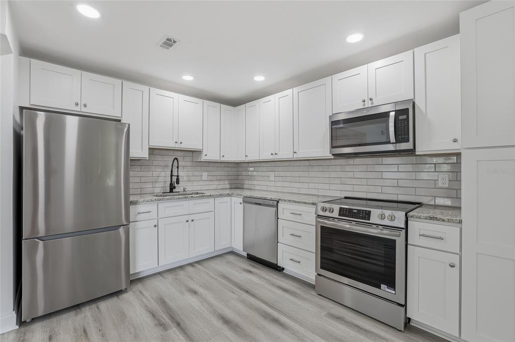 379 South McMullen Booth Road, Unit 75 Clearwater, FL 33759 - Photo 17 of 67