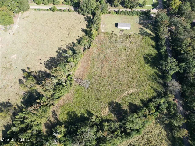 $215,000 | 2125 Seaton Road, Raymond, MS 39154