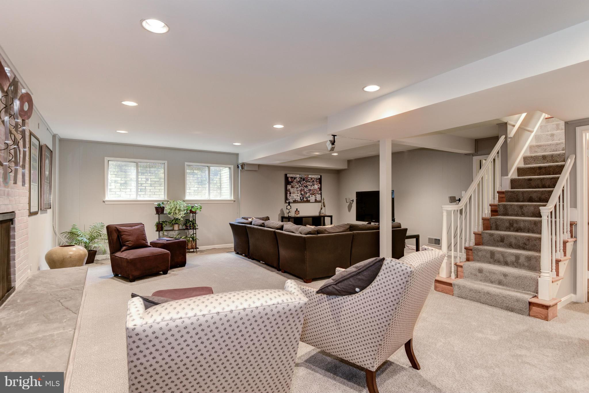 7100 Glenbrook Road Bethesda, MD 20814 - Photo 22 of 30 Recreation Room
