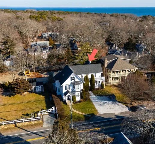 $3,500,000 | 35 New York Avenue, Oak Bluffs, MA 02557