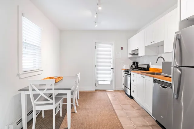 $3,500,000 | 35 New York Avenue, Oak Bluffs, MA 02557