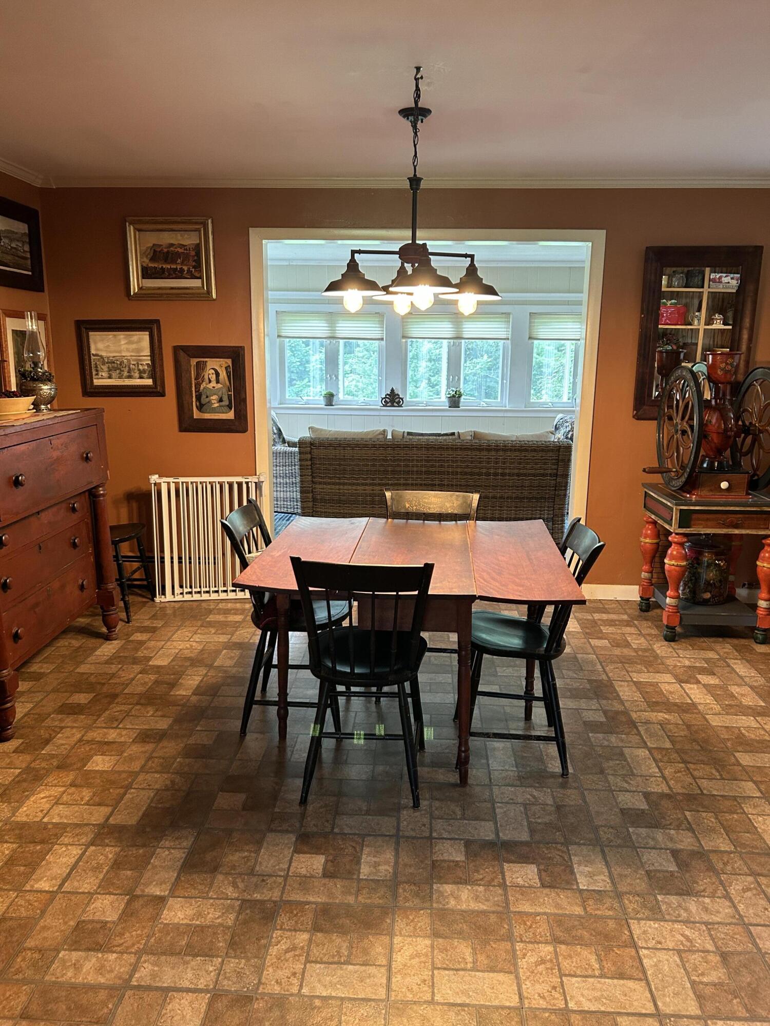 609 Waldoboro Road Jefferson, ME 04348 - Photo 11 of 31 Dining area