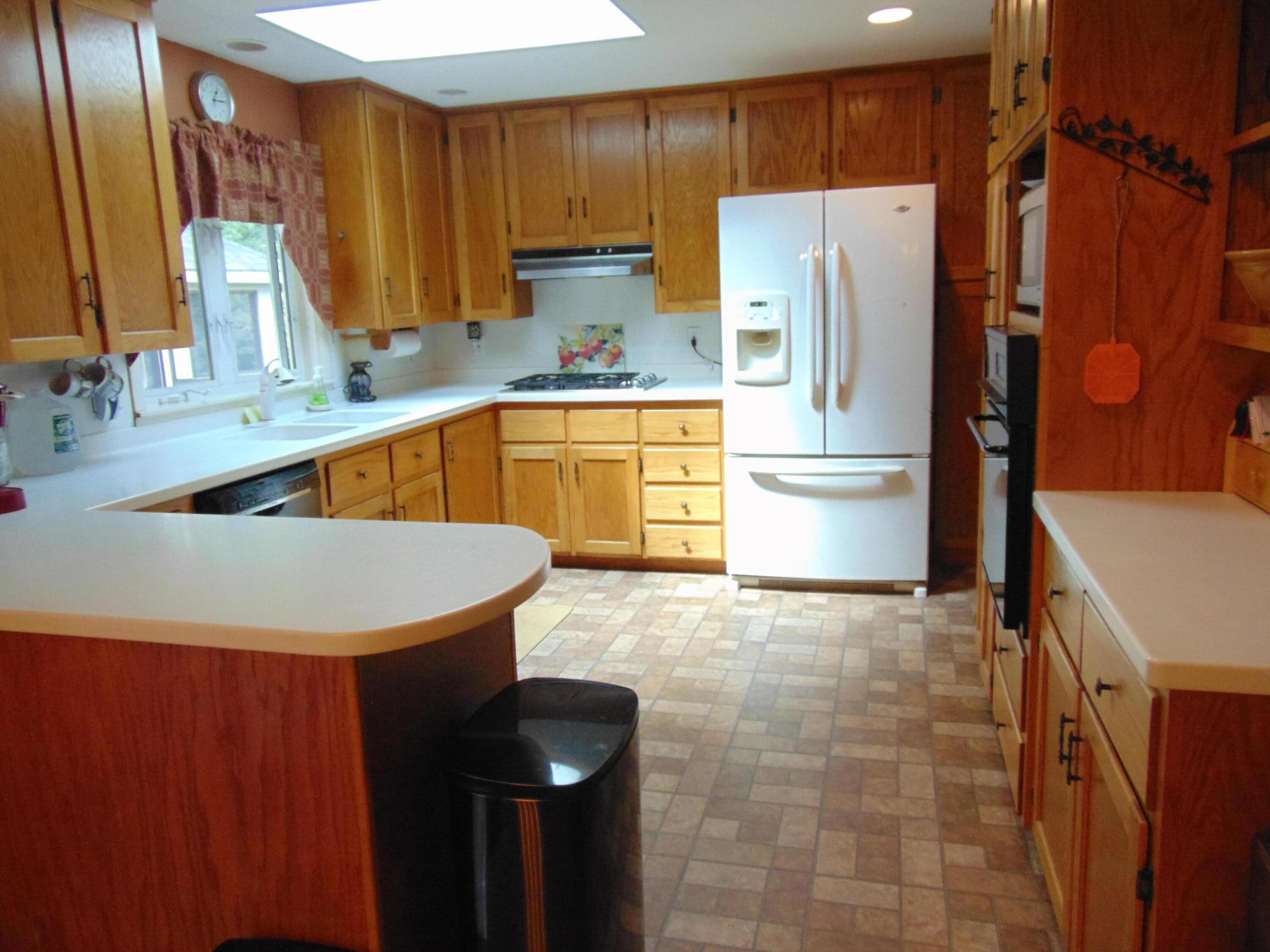 609 Waldoboro Road Jefferson, ME 04348 - Photo 12 of 31 Kitchen