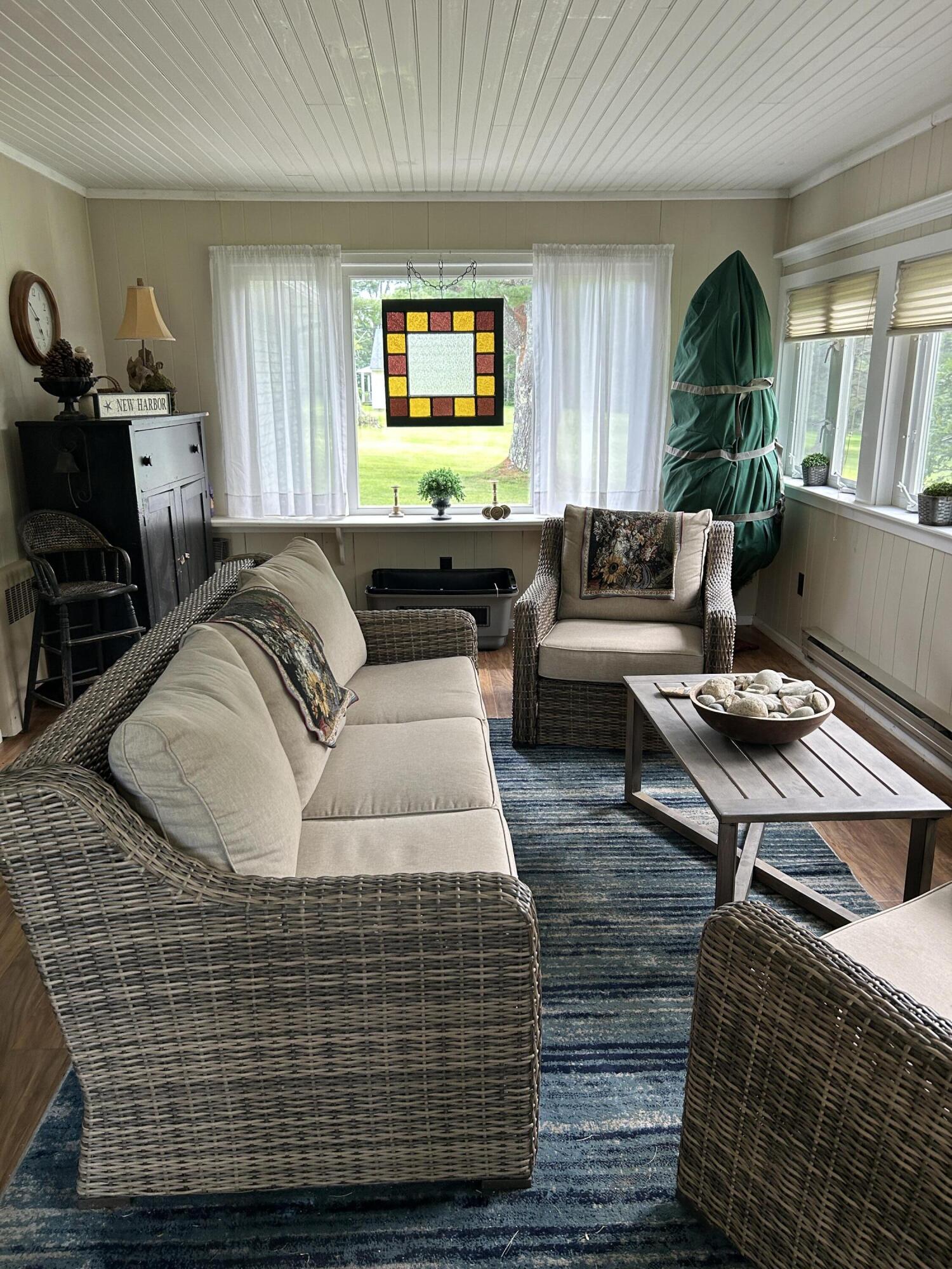 609 Waldoboro Road Jefferson, ME 04348 - Photo 15 of 31 Sunroom