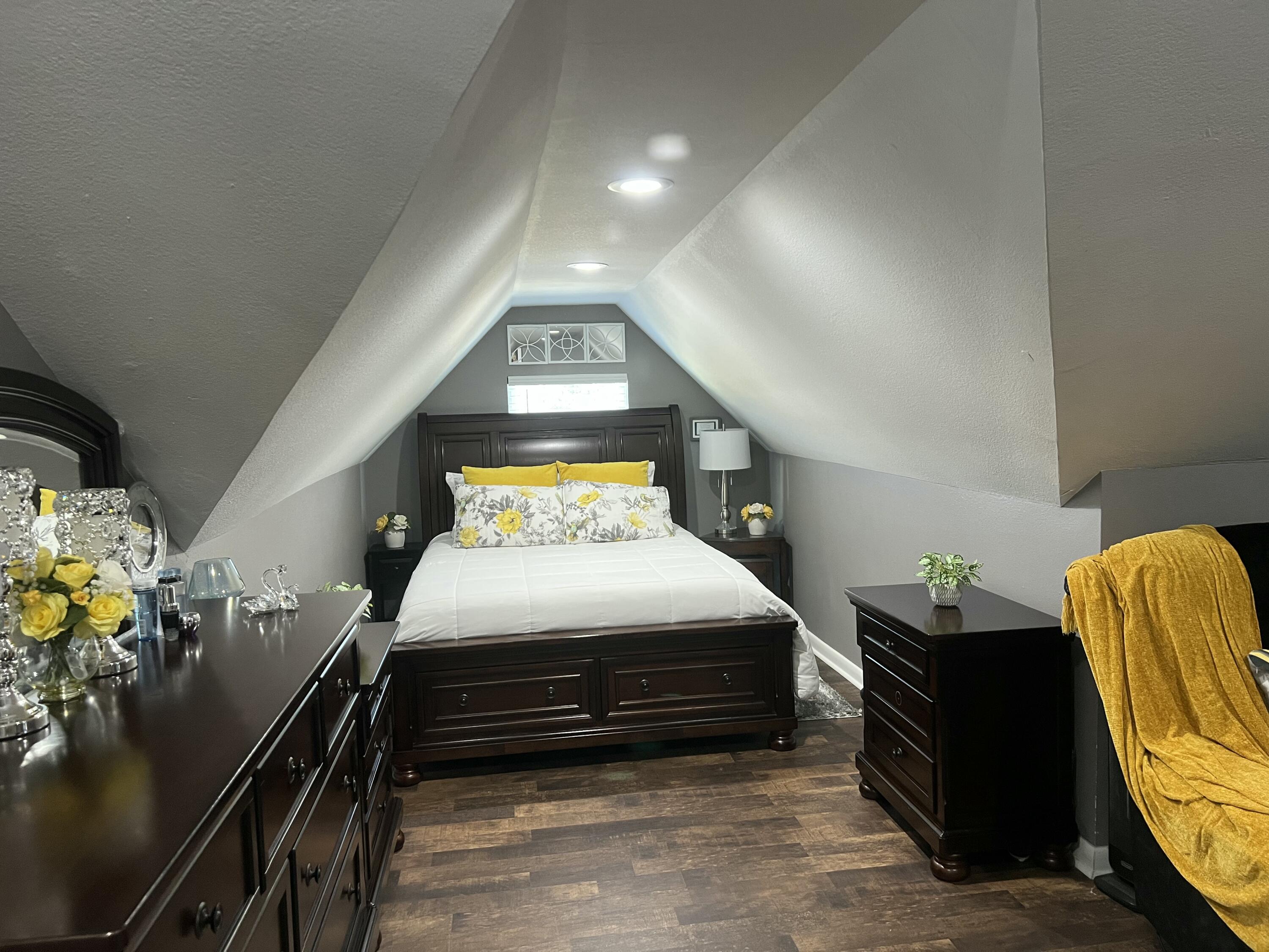 15 Georgetown Drive Ringgold, GA 30736 - Photo 37 of 45 Mohter in law bedroom view