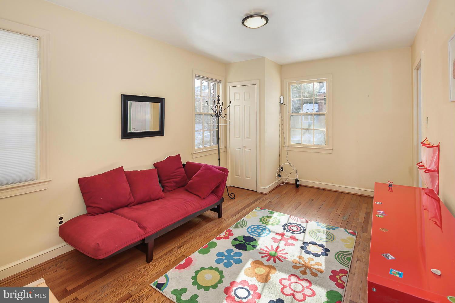 305 Windsor Street Silver Spring, MD 20910 - Photo 12 of 30 Family Room