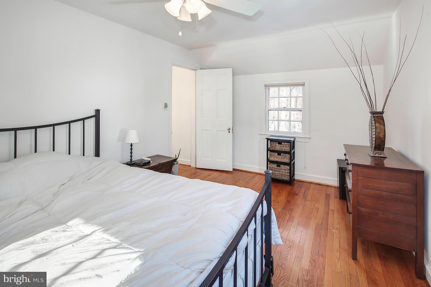 305 Windsor Street Silver Spring, MD 20910 - Photo 21 of 30 Bedroom