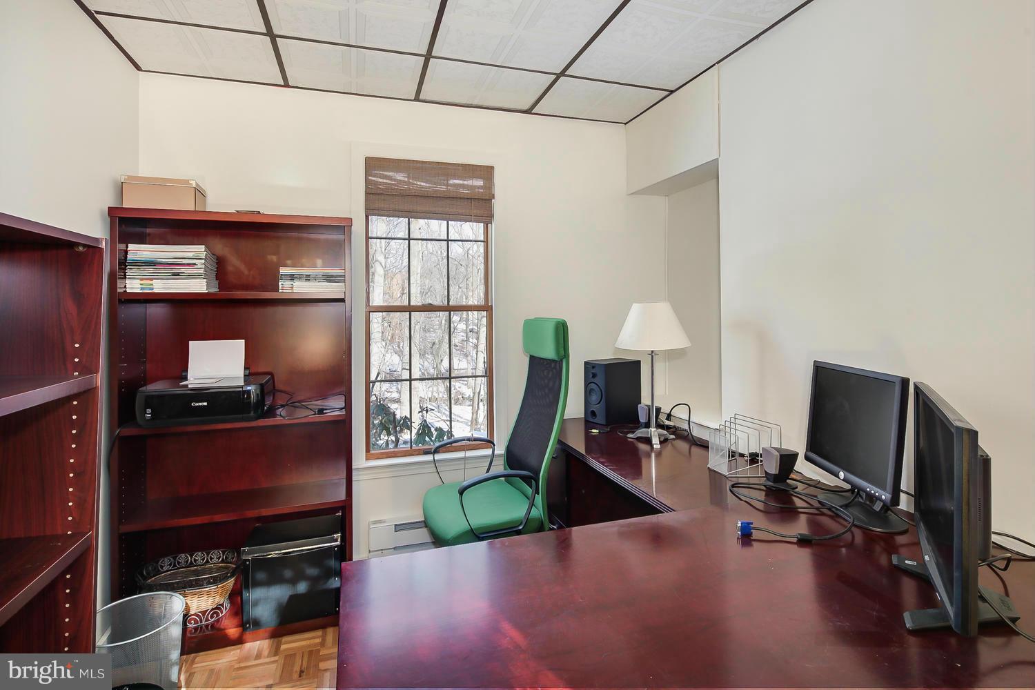 305 Windsor Street Silver Spring, MD 20910 - Photo 7 of 30 Interior (General)