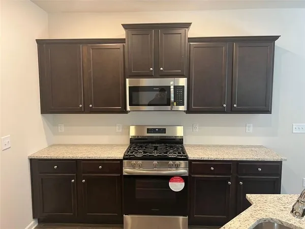 $2,100 | 127 Berry Drive, Dawsonville, GA 30534