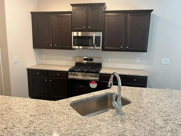$2,100 | 127 Berry Drive, Dawsonville, GA 30534