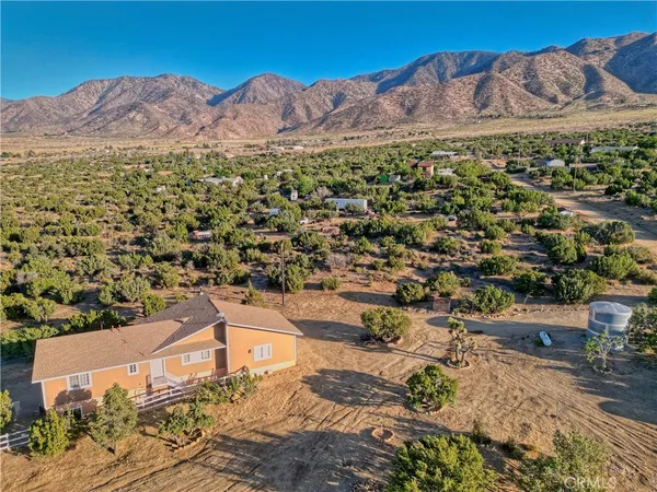 $449,999 | 29422 125th Street East, Pearblossom, CA 93553