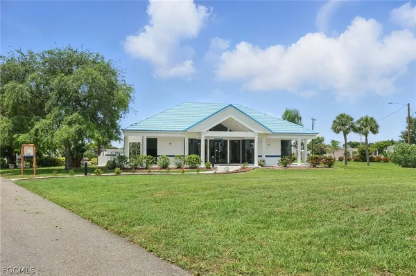 $220,000 | 5554 Sir Walters Way, North Fort Myers, FL 33917