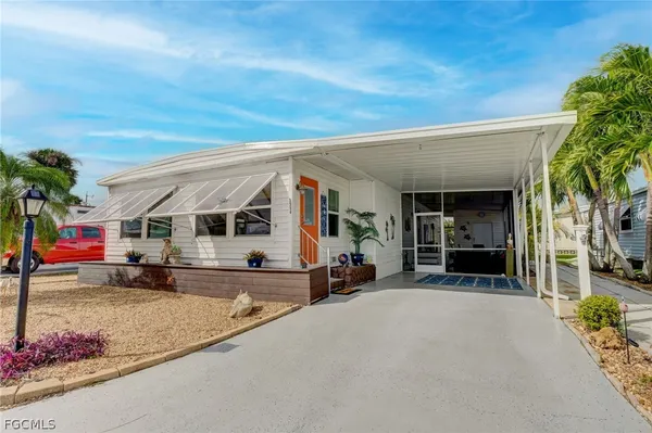 $220,000 | 5554 Sir Walters Way, North Fort Myers, FL 33917