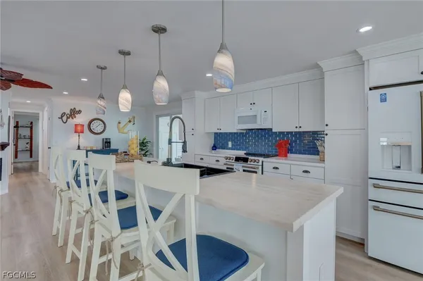 $220,000 | 5554 Sir Walters Way, North Fort Myers, FL 33917