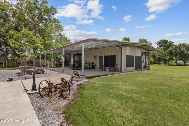 $199,000 | 1054 Preston Broussard Road, Arnaudville, LA 70512