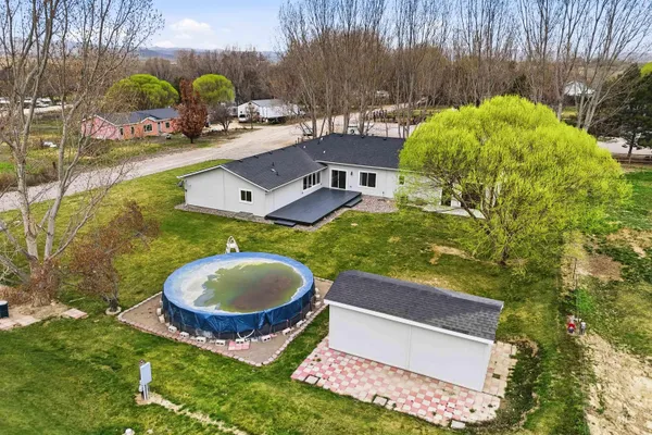$780,000 | 2380 Lower Pond Lane, Homedale, ID 83628
