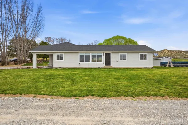 $780,000 | 2380 Lower Pond Lane, Homedale, ID 83628