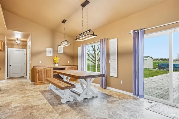 $780,000 | 2380 Lower Pond Lane, Homedale, ID 83628