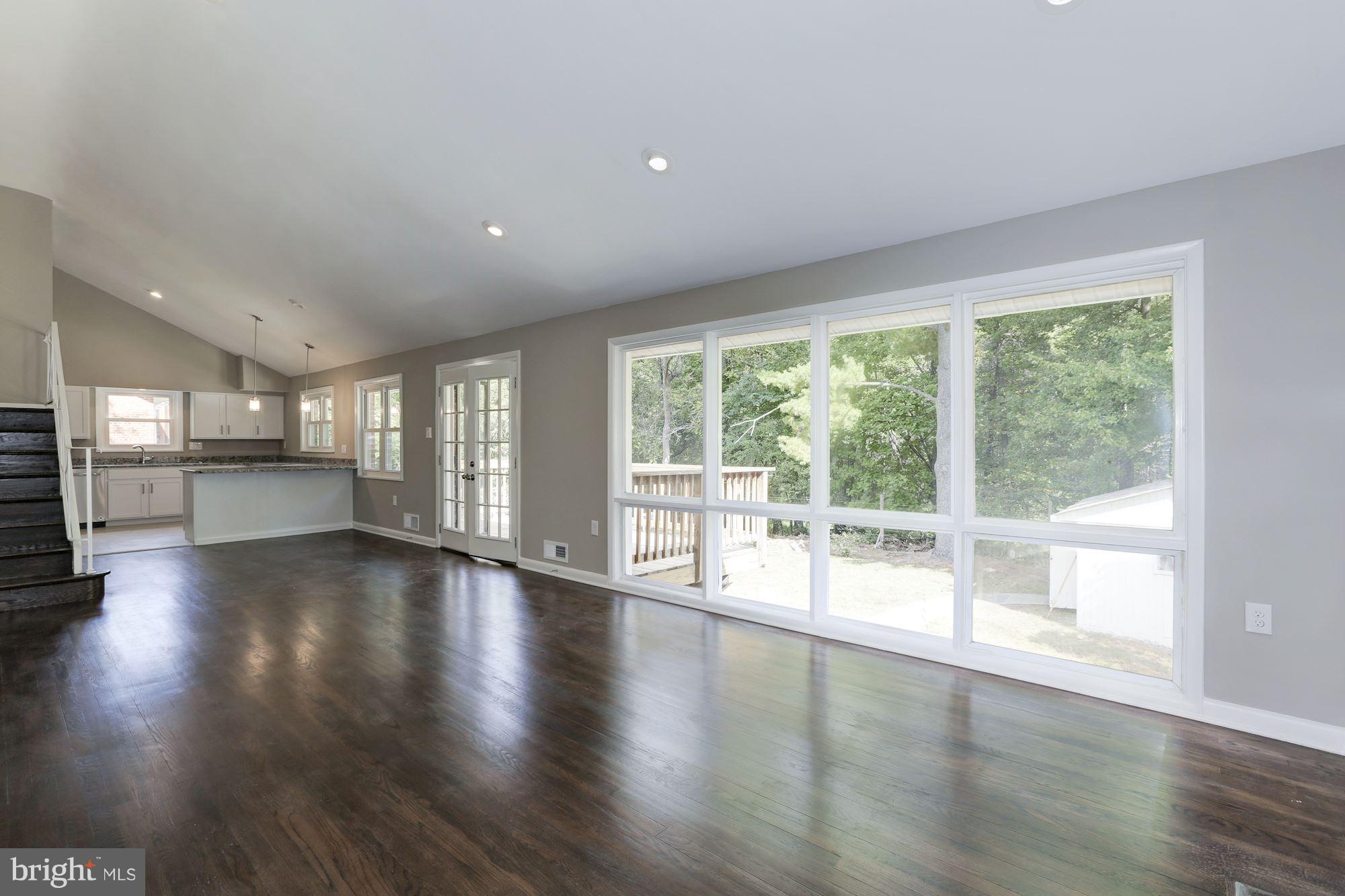 1605 Ladd Street Silver Spring, MD 20902 - Photo 10 of 30 Living Room