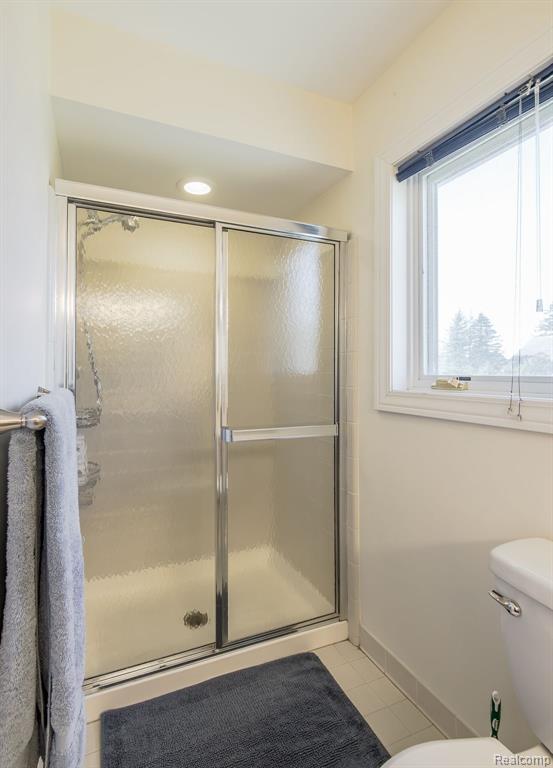 2035 Reagan Drive Rochester Hills, MI 48309 - Photo 37 of 51