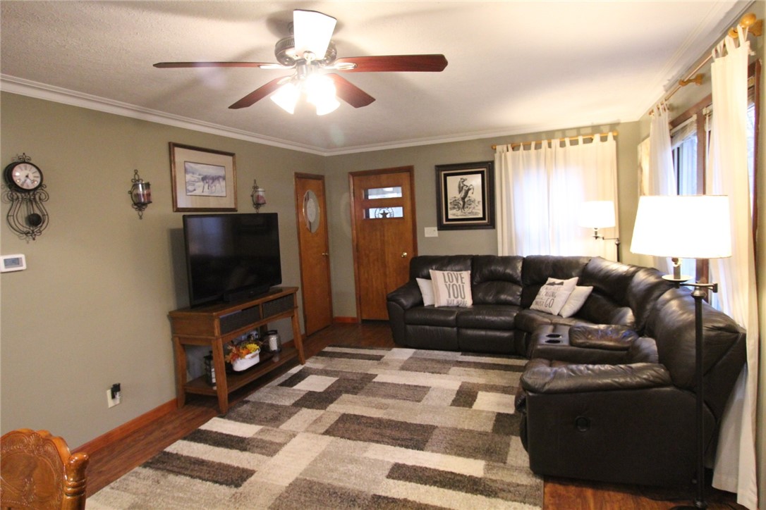 18955 Harrison Street Road Charleston, IL 61920 - Photo 10 of 36 Gallery Image 10