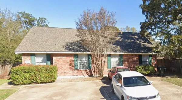 $1,250 | 2123 Hidden Hollow Circle, Unit B, Bryan, TX 77807