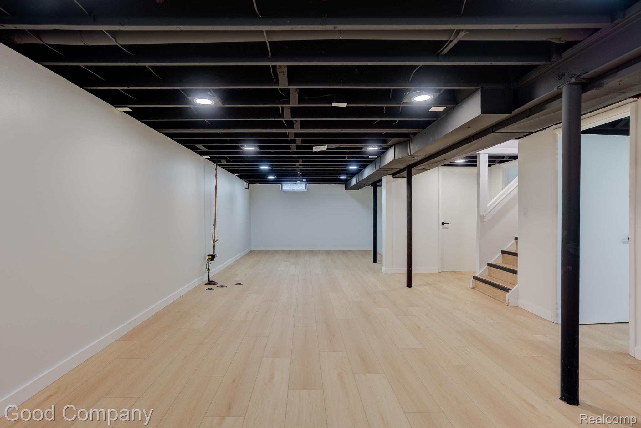 1842 Massoit Road Royal Oak, MI 48073 - Photo 28 of 52 Spacious lower level featuring wood-finish flooring and recessed lighting