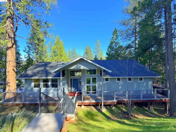 $1,350,000 | 20602 Longridge Court, Groveland, CA 95321
