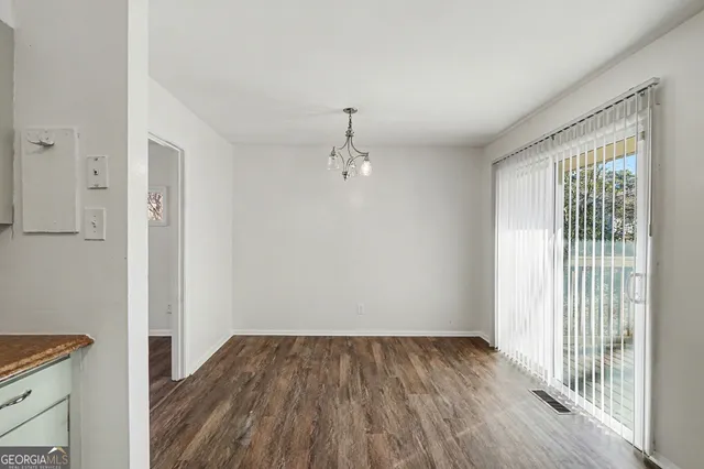 $1,800 | 2505 Shiloh Drive, Decatur, GA 30034