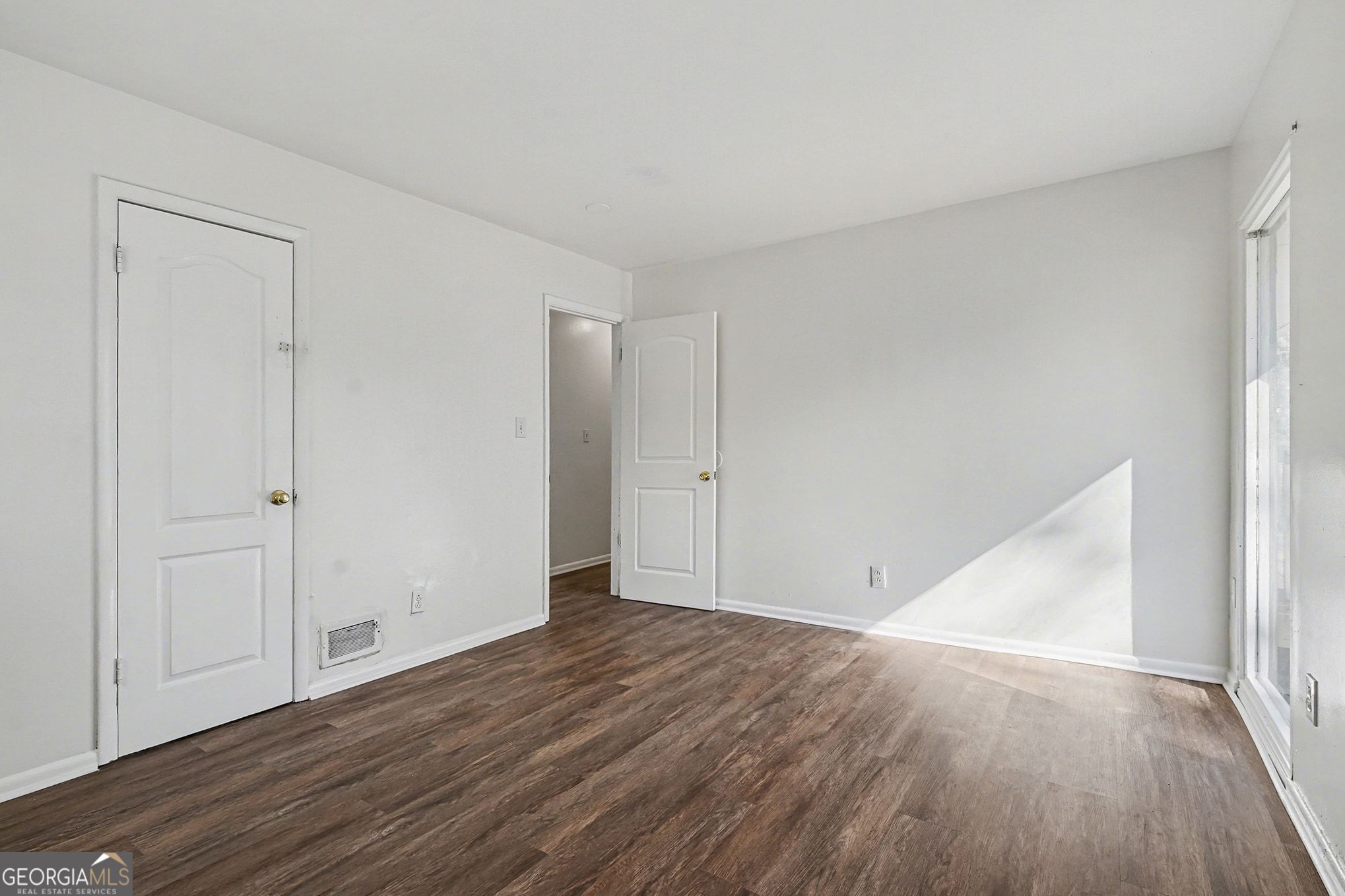 2505 Shiloh Drive Decatur, GA 30034 - Photo 13 of 26