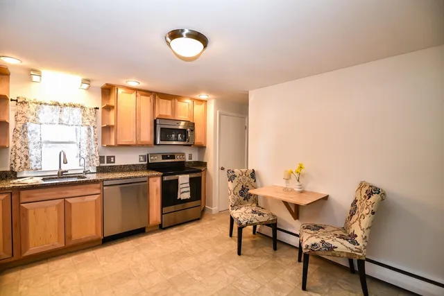 $554,500 | 7 Birch Lane, Atkinson, NH 03811