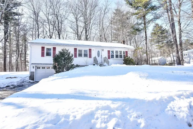 $554,500 | 7 Birch Lane, Atkinson, NH 03811