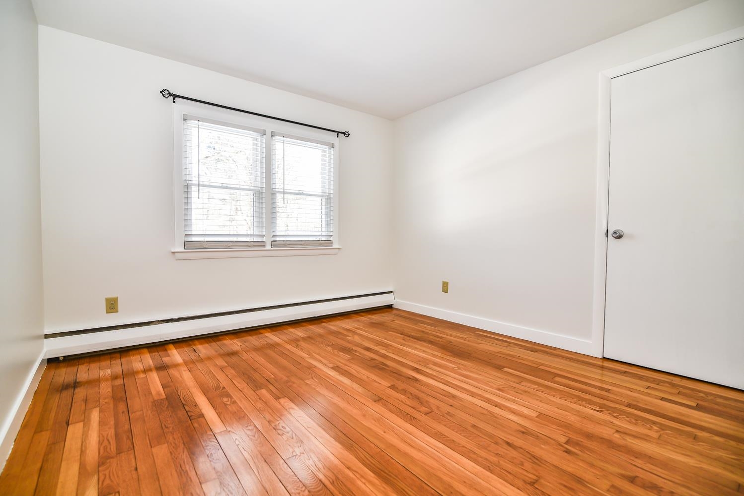 7 Birch Lane Atkinson, NH 03811 - Photo 38 of 43