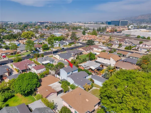 $999,999 | 1331 North Lamer Street, Burbank, CA 91506