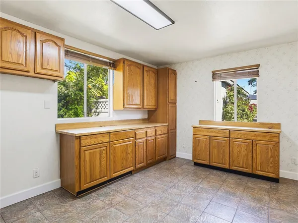$999,999 | 1331 North Lamer Street, Burbank, CA 91506