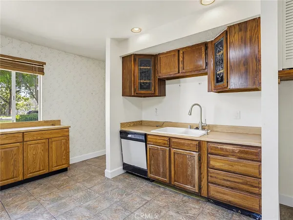 $999,999 | 1331 North Lamer Street, Burbank, CA 91506