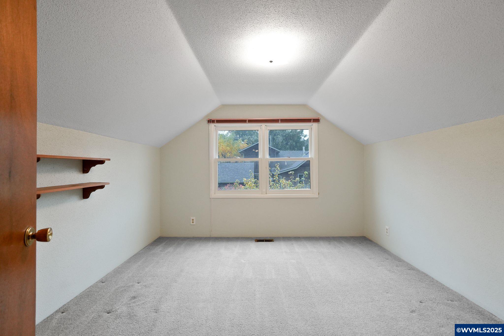 3970 Lone Oak Road Southeast Salem, OR 97302 - Photo 34 of 39 Gallery Image 34