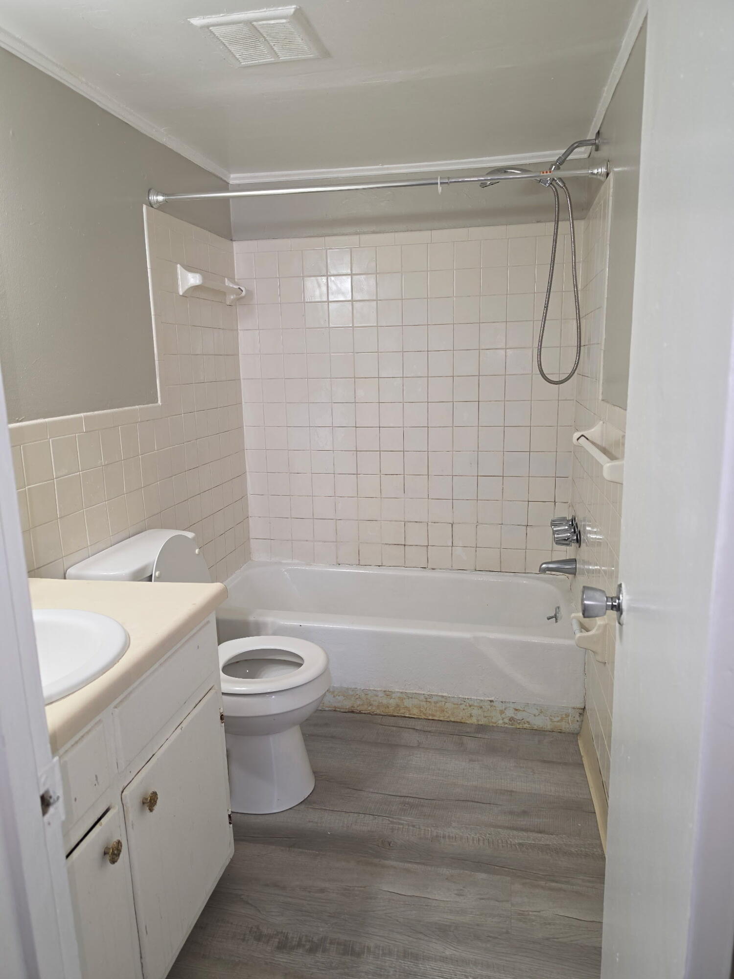 716 Townside Road Southwest, Unit 7 Roanoke, VA 24014 - Photo 5 of 12 7617