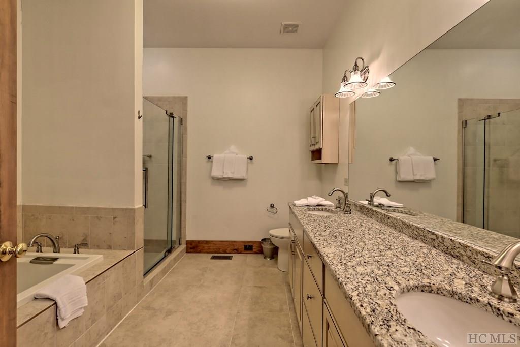 310 Eagle Ridge Road Sapphire, NC 28774 - Photo 22 of 48 Gallery Image 22