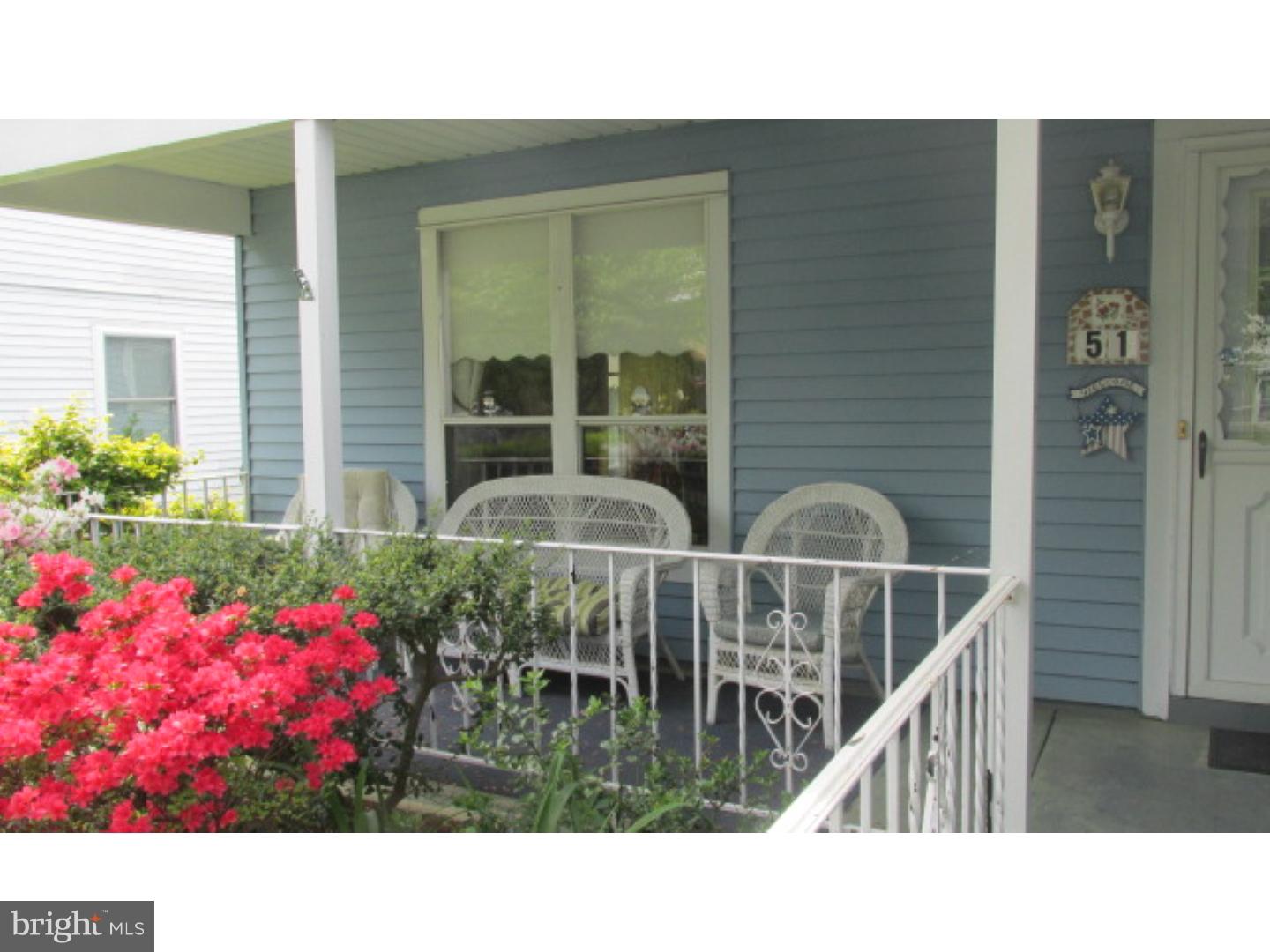 51 Dunstable Road Southampton, NJ 08088 - Photo 2 of 22 Porch